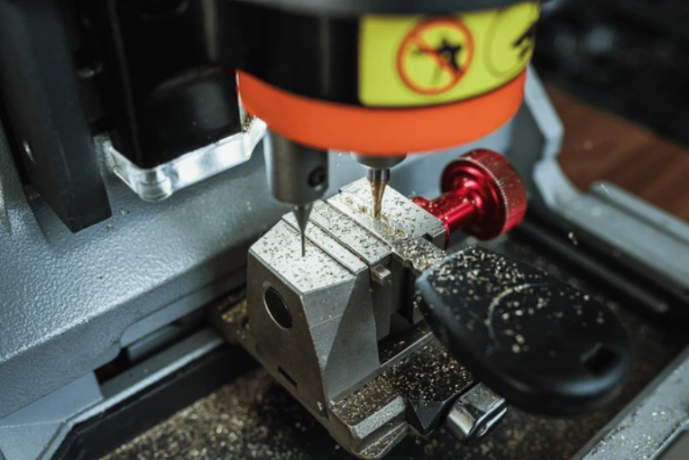 Lost car key cutting service